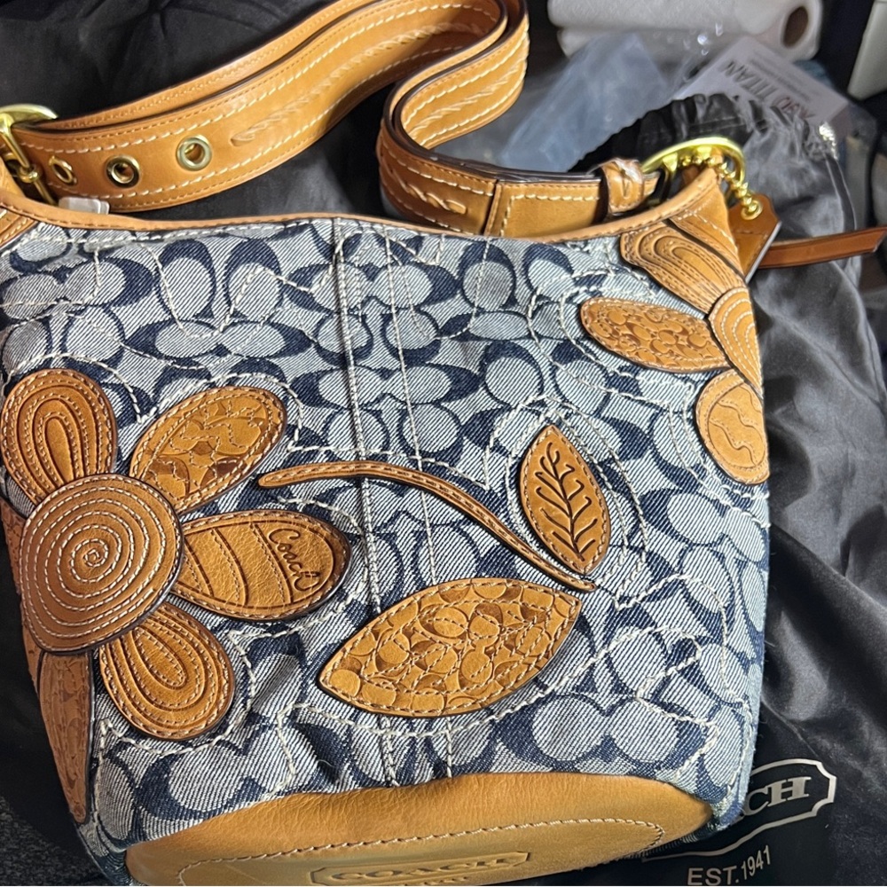 🌸🌸RARE 🌸🌸Coach BLEECKER DENIM C Floral Duffle Crossbody Hobo Leather Flower Bag